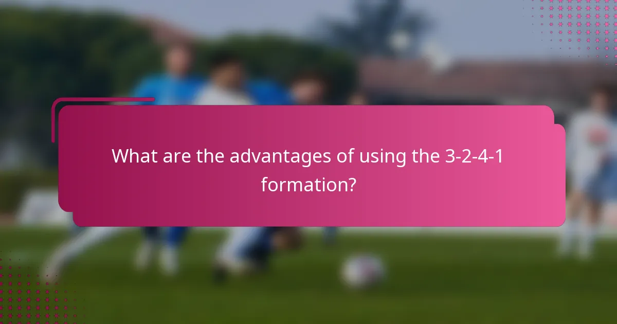 What are the advantages of using the 3-2-4-1 formation?